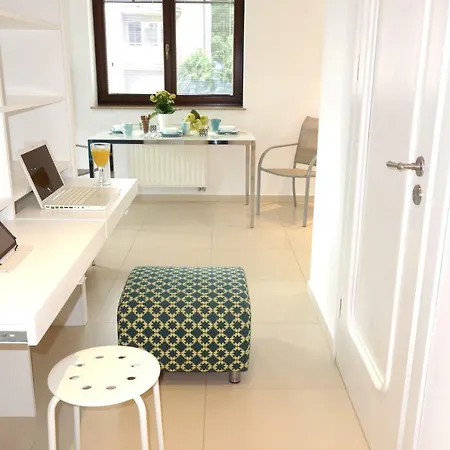 H2o Apartament 300m Plaza 소포트
