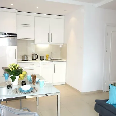 H2o Apartament 300m Plaza 소포트