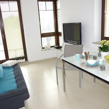 H2o Apartament 300m Plaza * 소포트